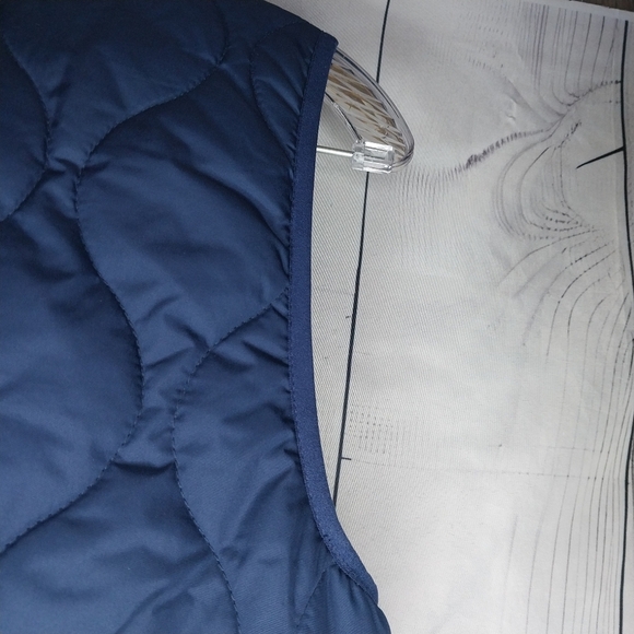 J.Crew Signature Puffer Vest Size S - Picture 8 of 12